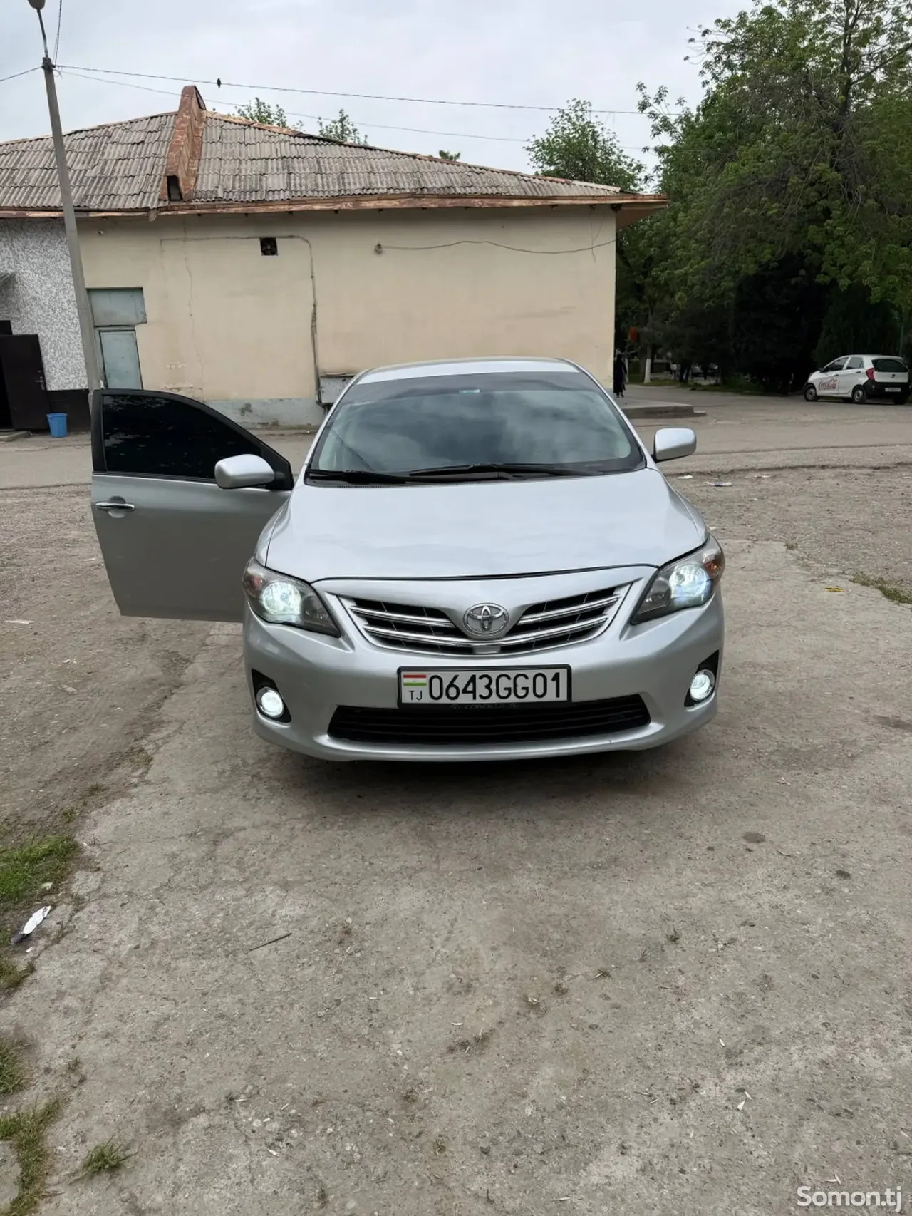 Toyota Corolla 2013 · 1.8 AT