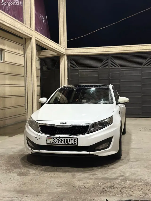 Kia K5 2011 · 2.4 AT