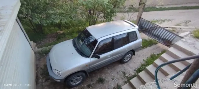 Toyota RAV 4 1998 · 2.2 AT