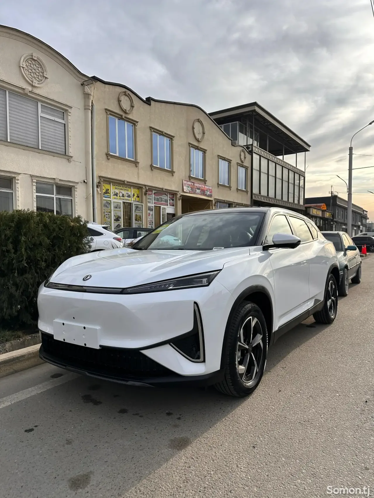 Dongfeng L7 2025 · AT