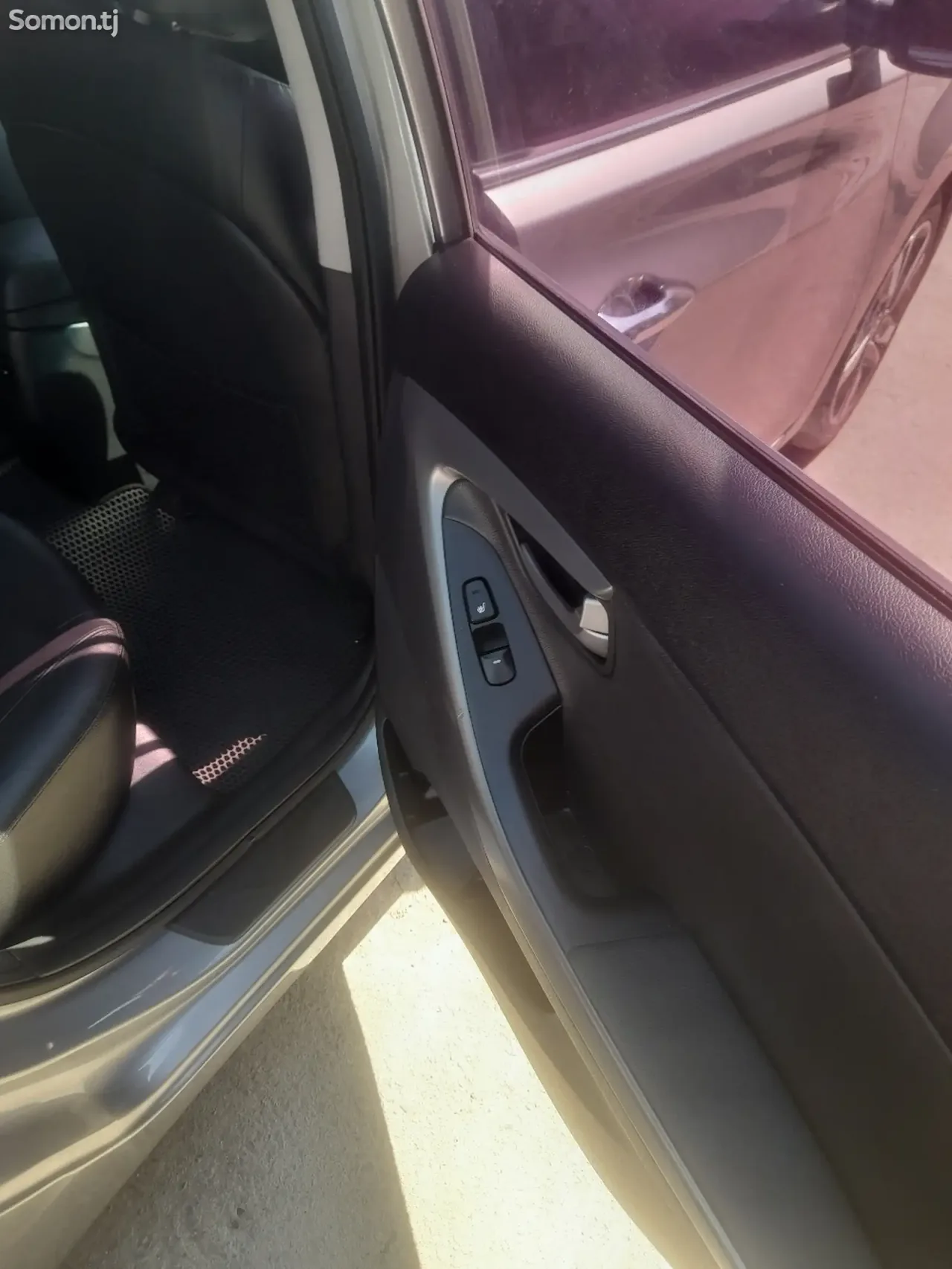 Hyundai Avante 2015 · 1.6 AT