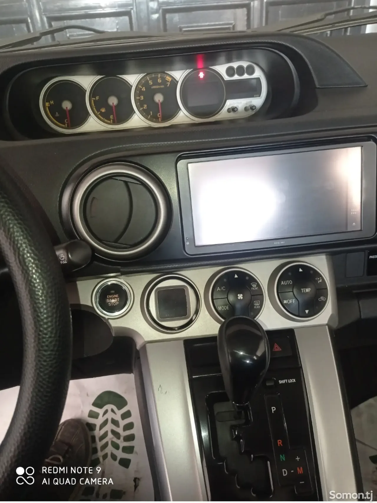 Toyota Rumion 2012 · 1.8 AT
