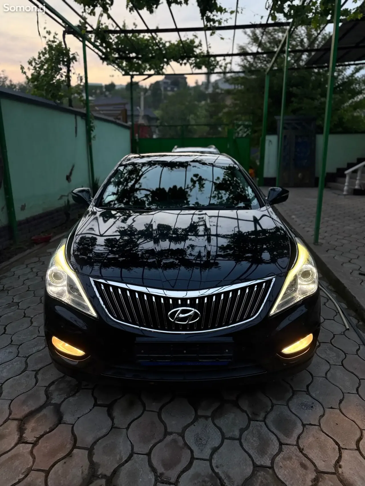 Hyundai Grandeur 2014 · 2.4 AT