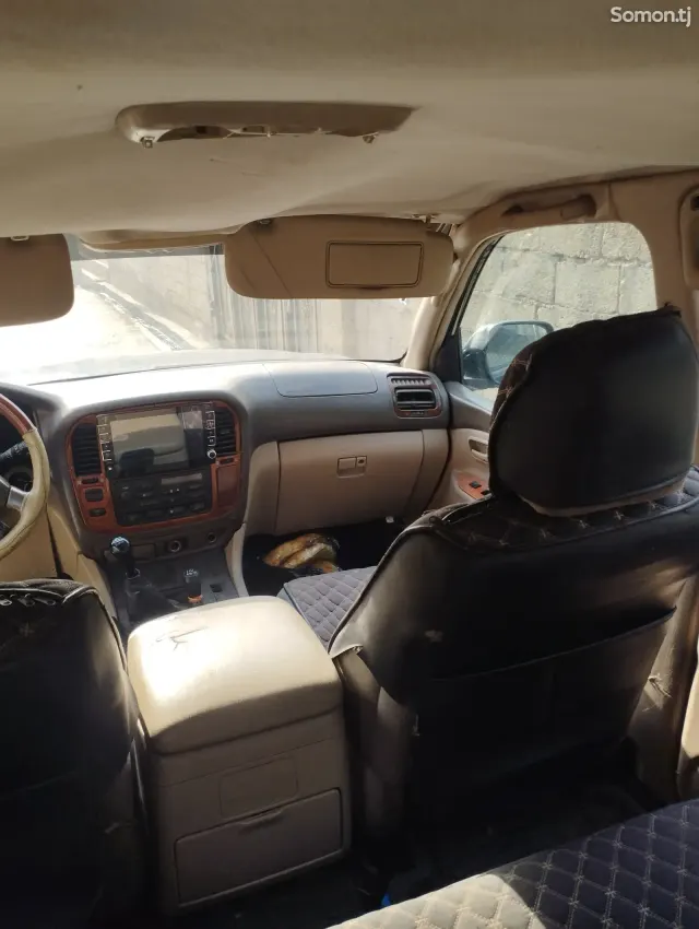 Lexus LX series 2001 · 4.7 MT