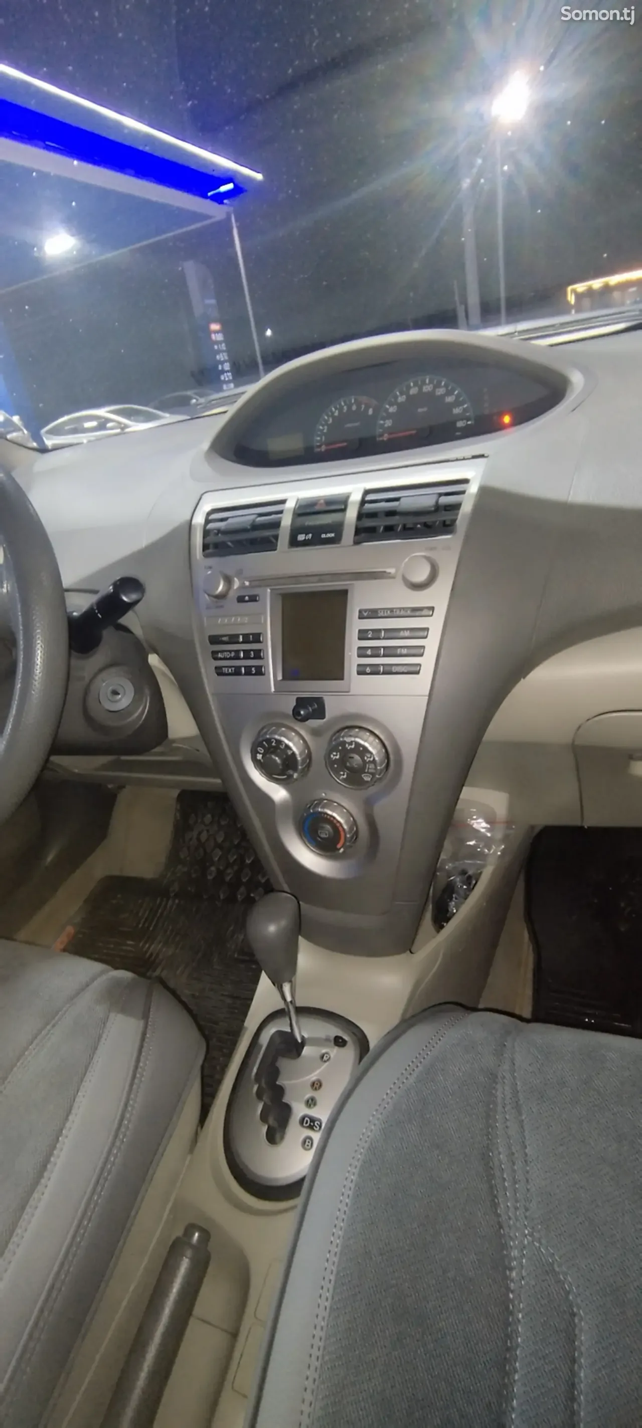 Toyota Belta 2011 · 1.3 AT