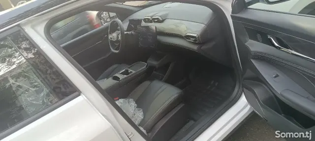 Dongfeng L7 2025 · CVT