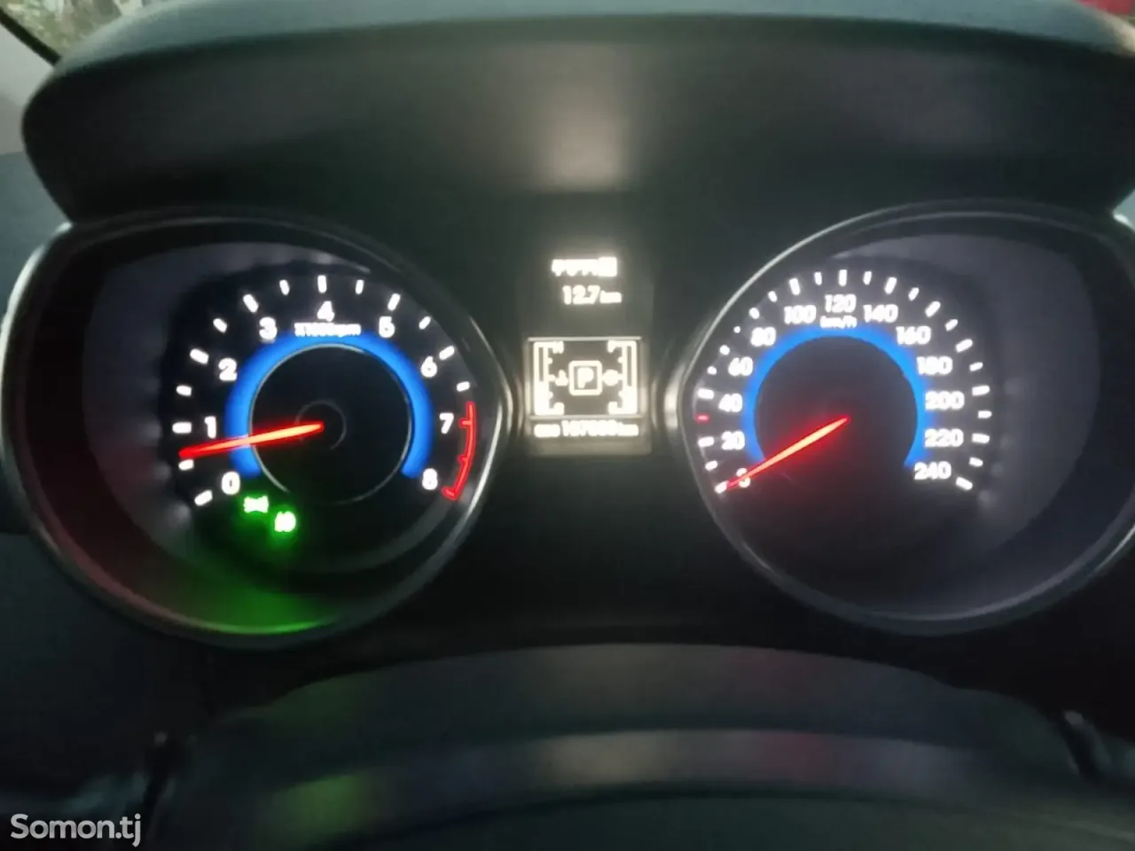 Hyundai Avante 2014 · 1.6 AT