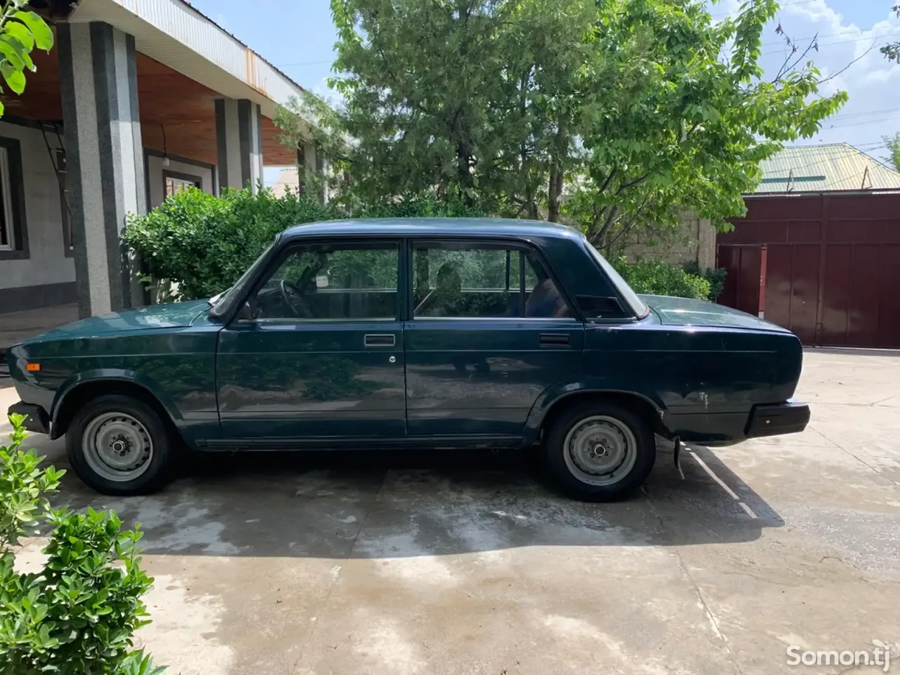 Lada (ВАЗ) 2107 2007 · 1.7 MT