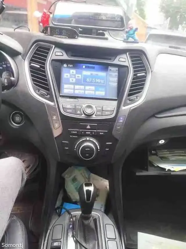 Hyundai Santa Fe 2014 · 2.4 AT