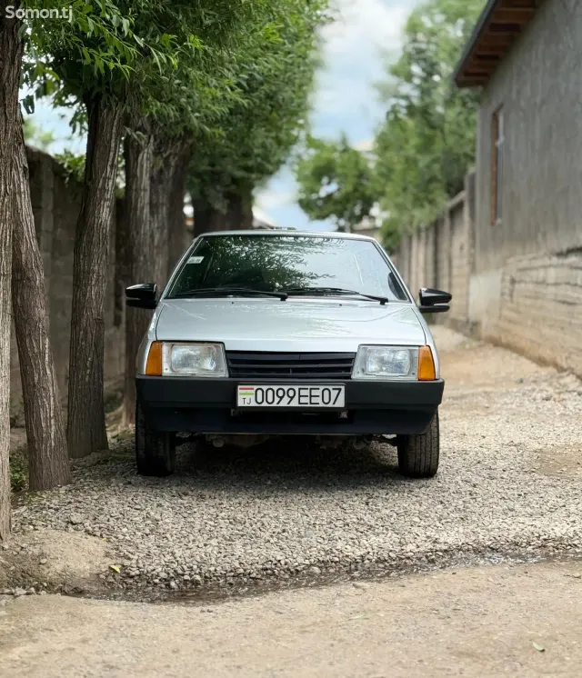 Lada (ВАЗ) 21099 2002 · 1.5 MT