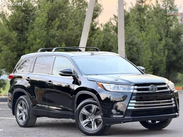 Toyota Highlander 2018 · 2.5 AT