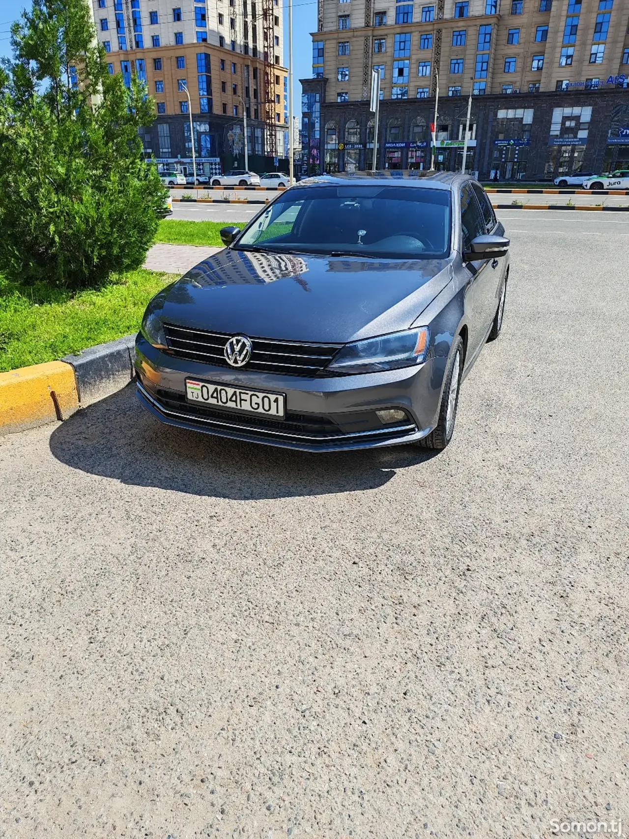 Volkswagen Jetta 2016 · 2.0 AT