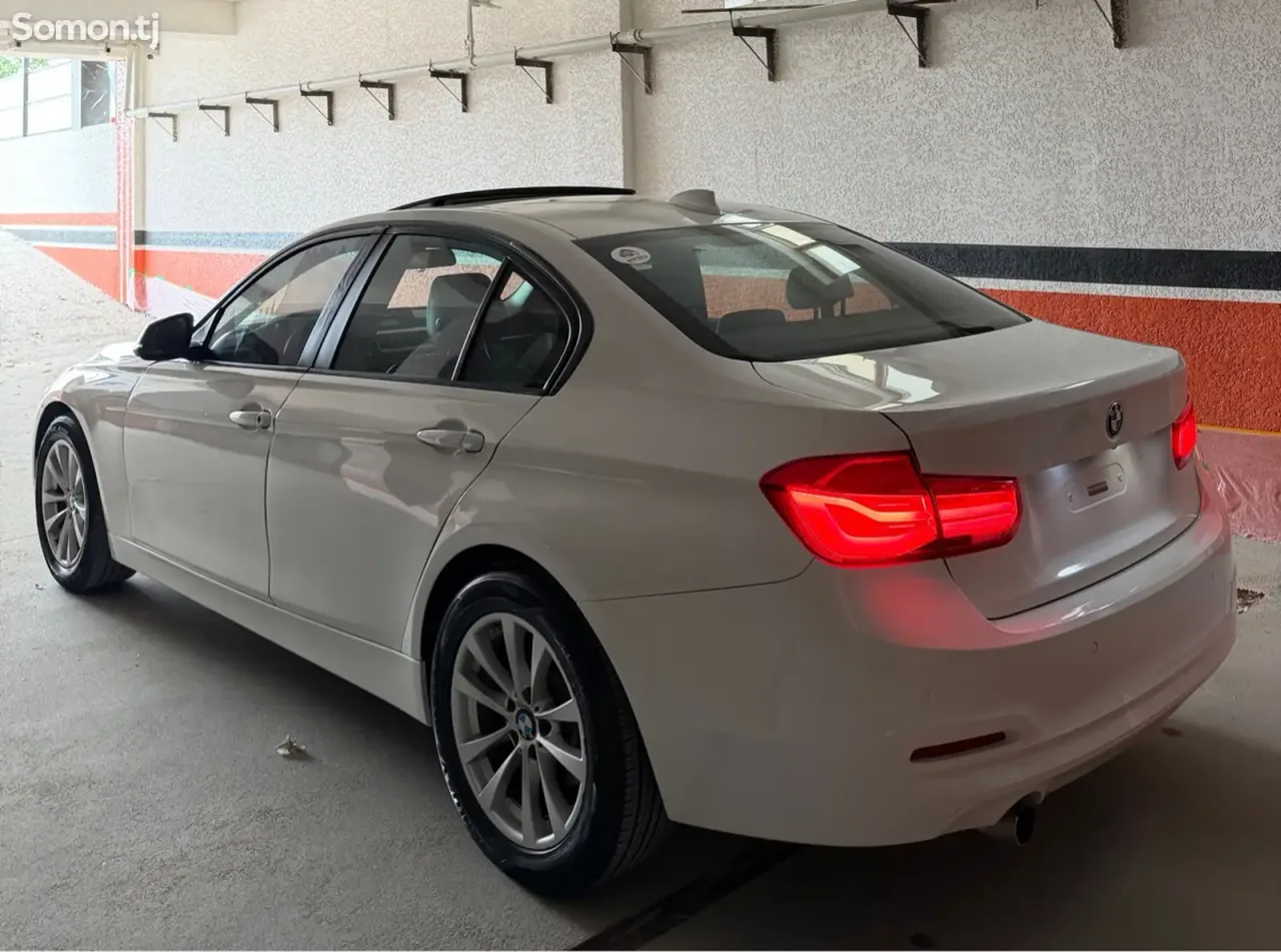 BMW 3 series 2016 · 2.0 AT