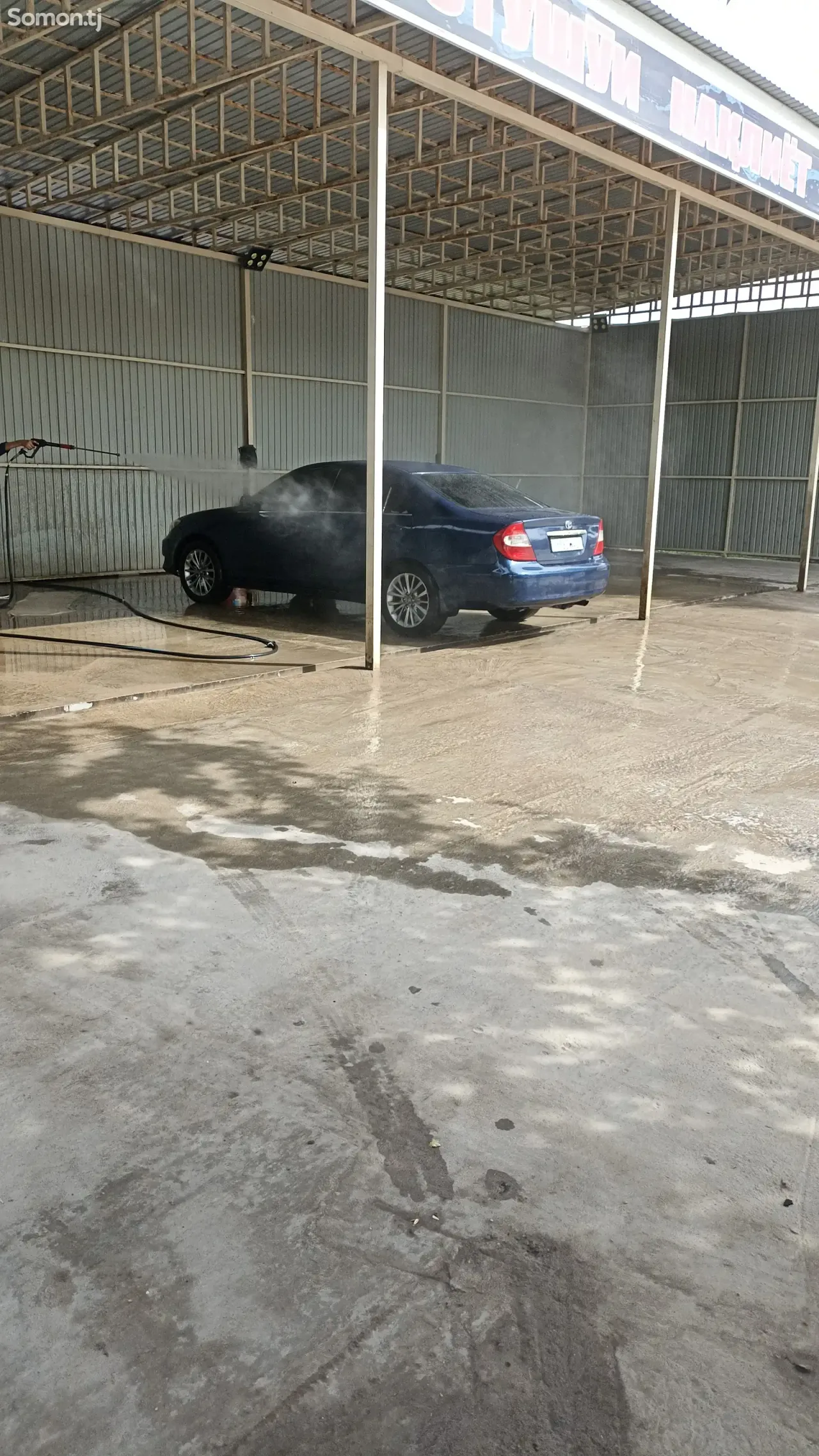 Toyota Camry 2004 · 2.4 MT