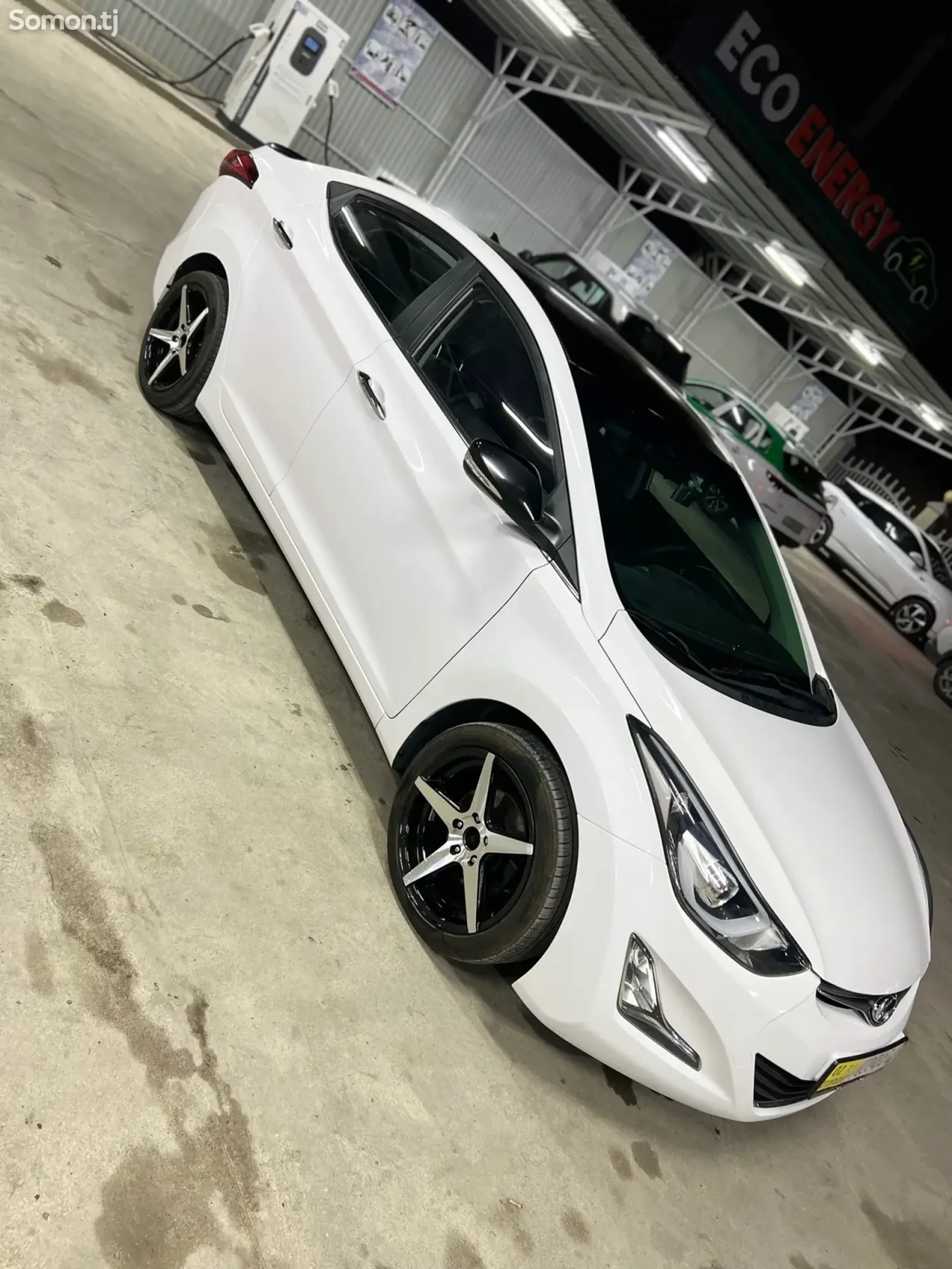 Hyundai Avante 2014 · 1.6 AT