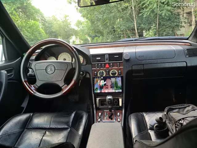 Mercedes-Benz C class 1999 · 2.4 AT