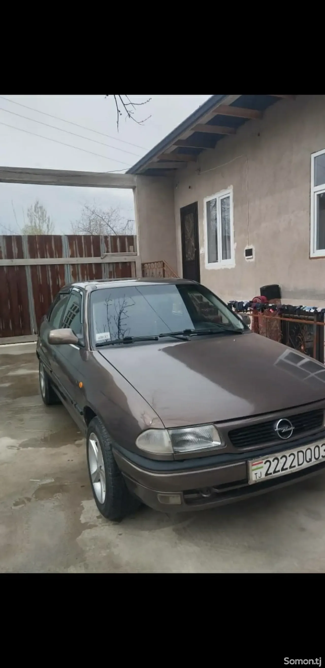 Opel Astra F 1992 · 1.6 MT
