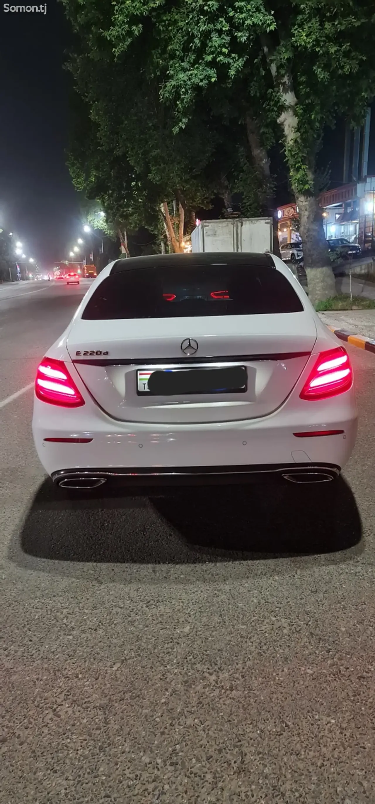 Mercedes-Benz E class 2017 · 2.2 AT