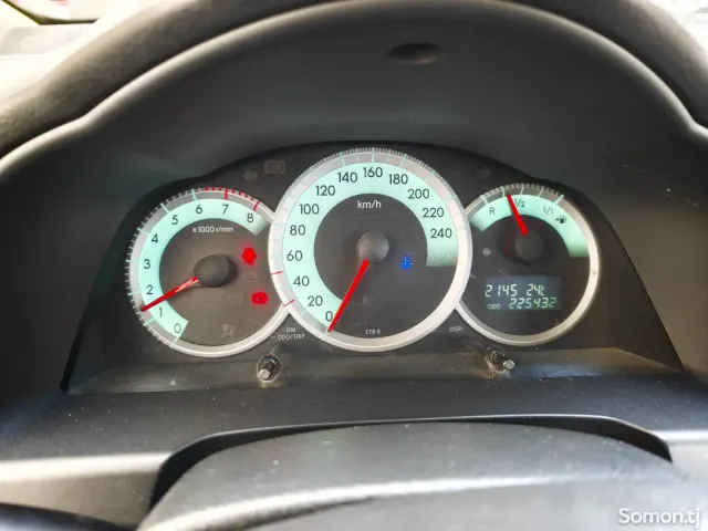 Toyota Corolla Verso 2007 · 1.8 MT