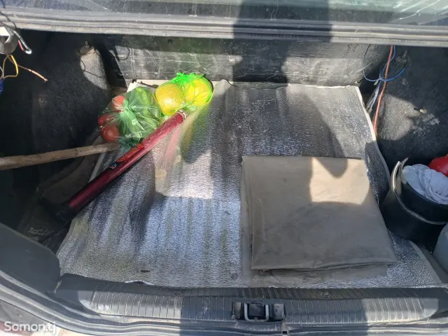 Daewoo Nexia 1995 · 1.6 MT