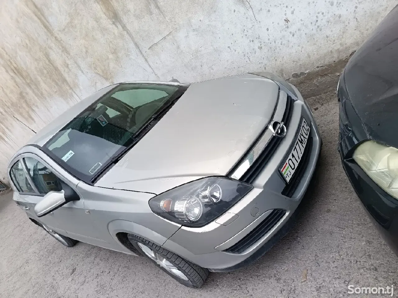 Opel Astra H 2006 · 1.6 MT