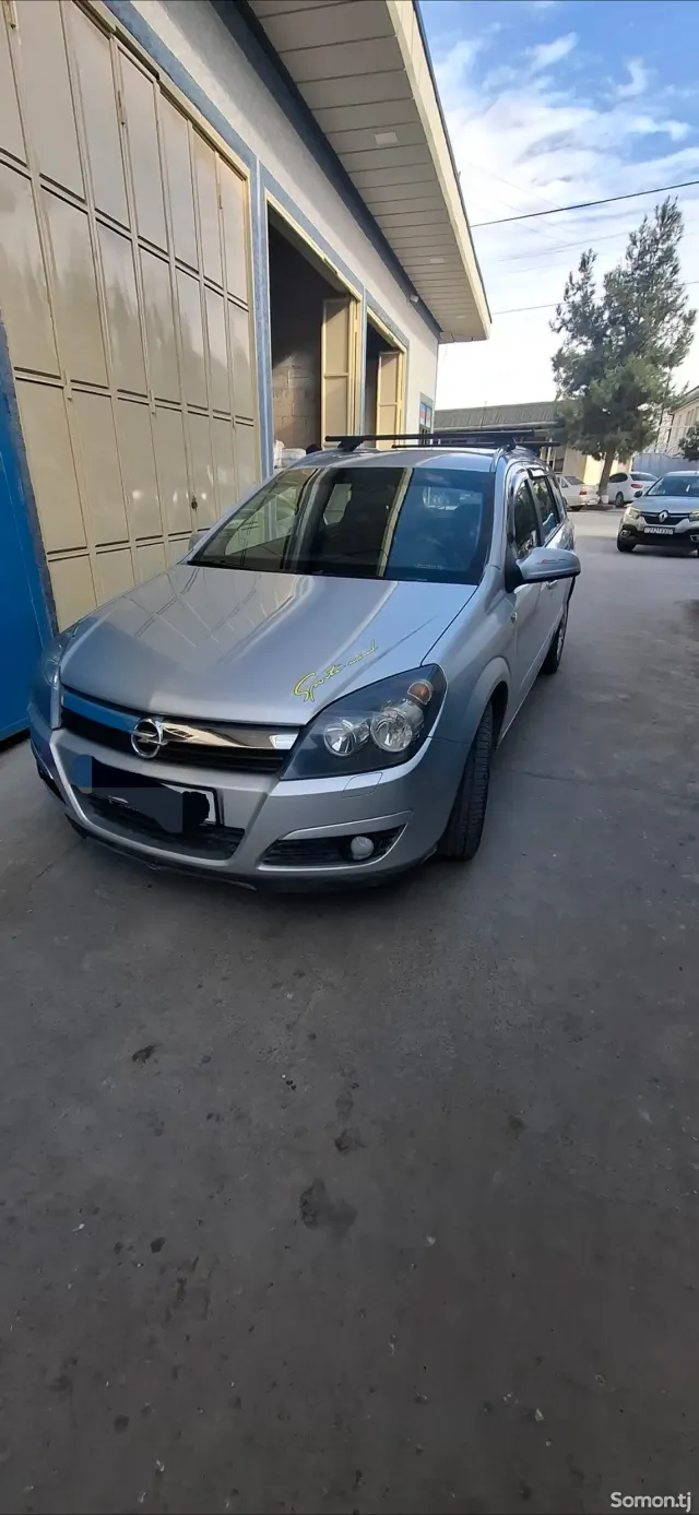 Opel Astra H 2006 · 1.8 MT