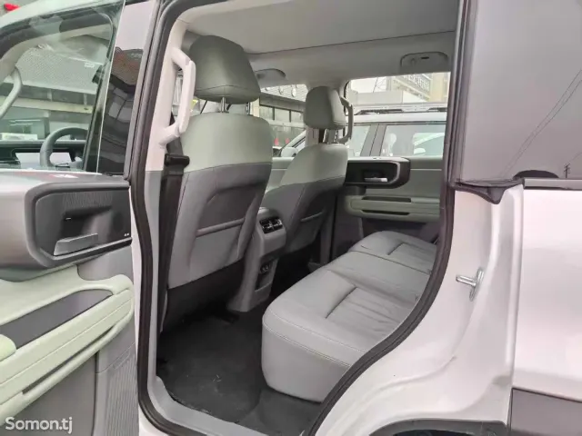 BAIC BJ40 2025 · AT