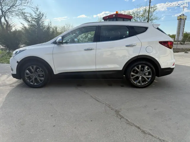 Hyundai Santa Fe 2017 · 2.0 AT