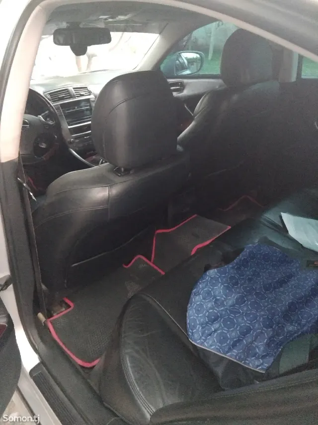 Lexus IS series 2006 · 2.5 AT