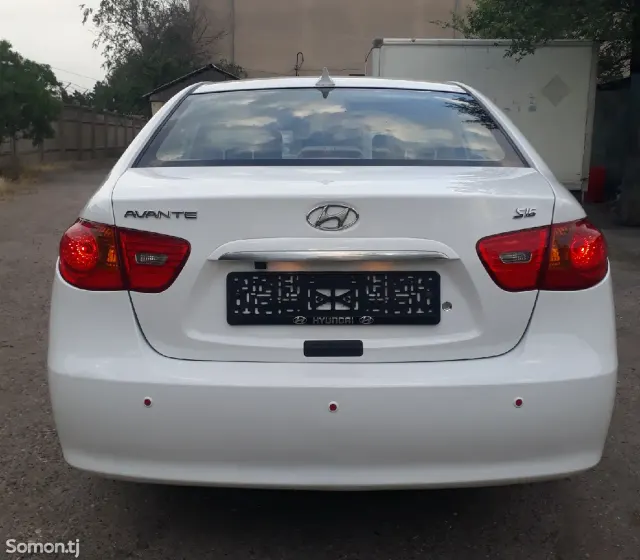 Hyundai Avante 2007 · 1.6 AT