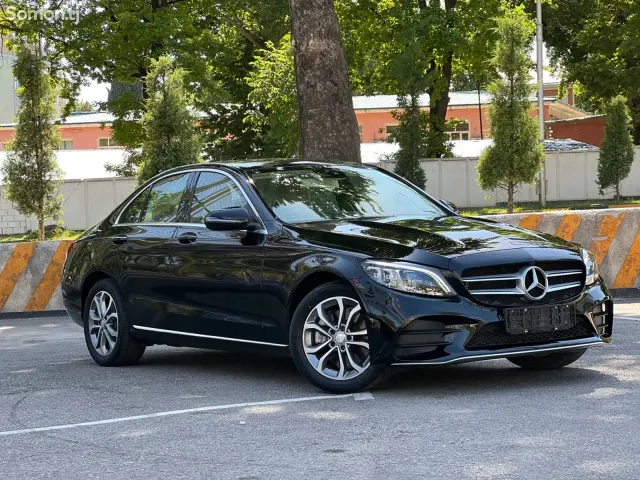 Mercedes-Benz C class 2016 · 3.0 AT