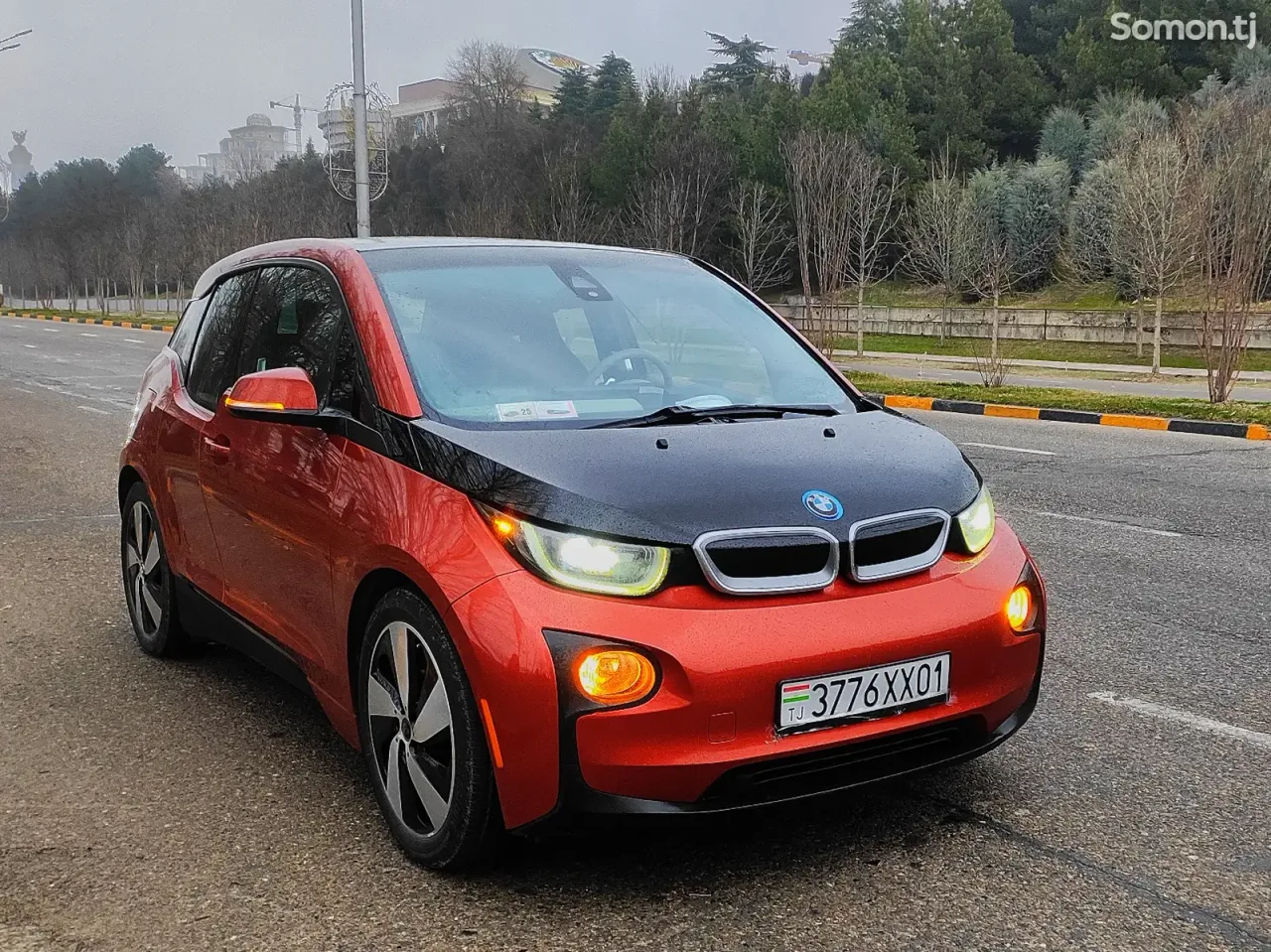 BMW i3 2014 · AT