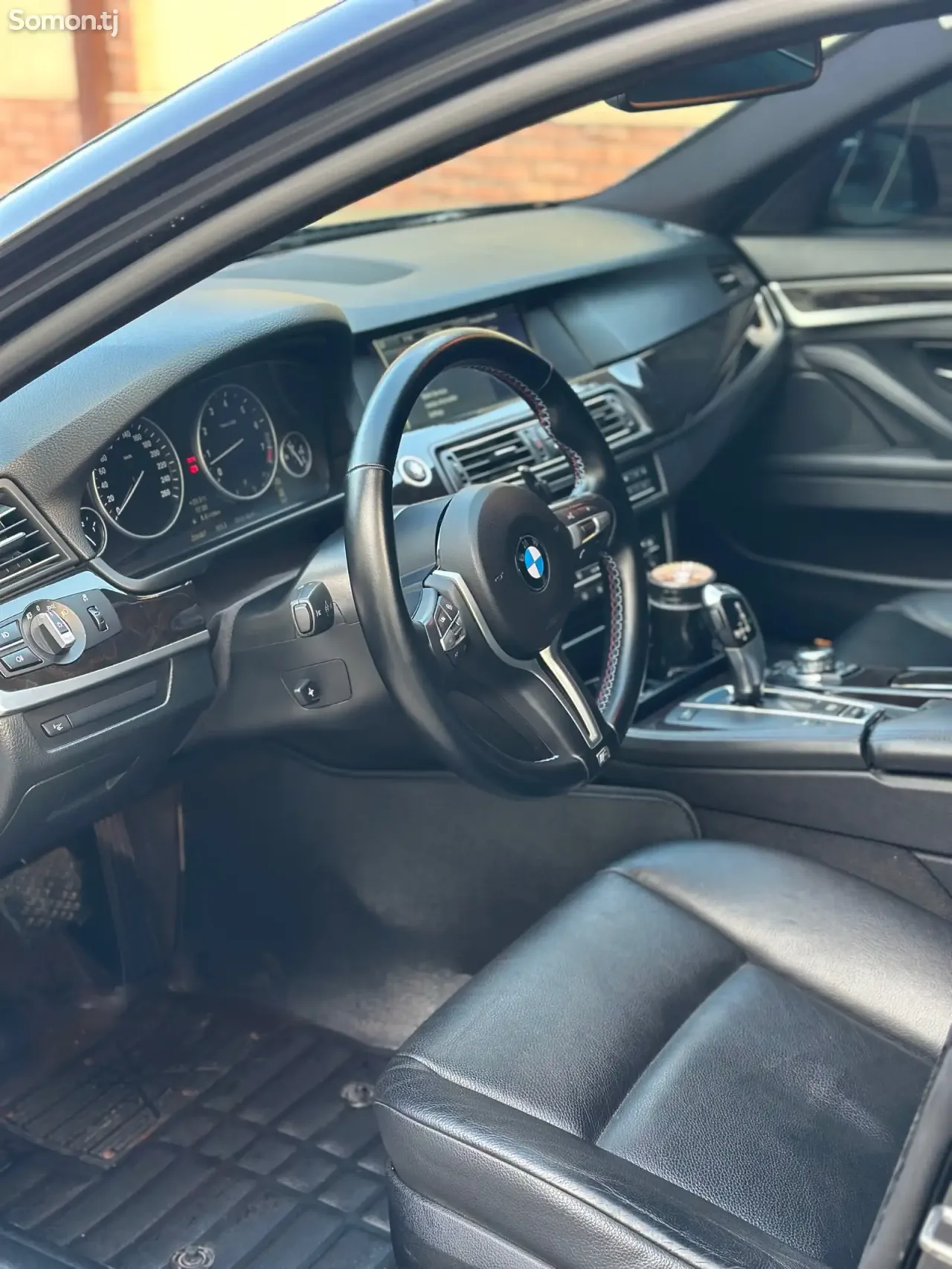 BMW 5 series 2011 · 2.8 AT
