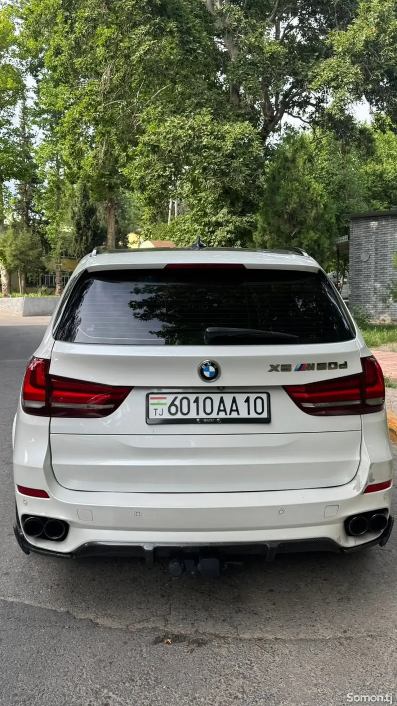 BMW X5 M 2015 · 5.0 AT