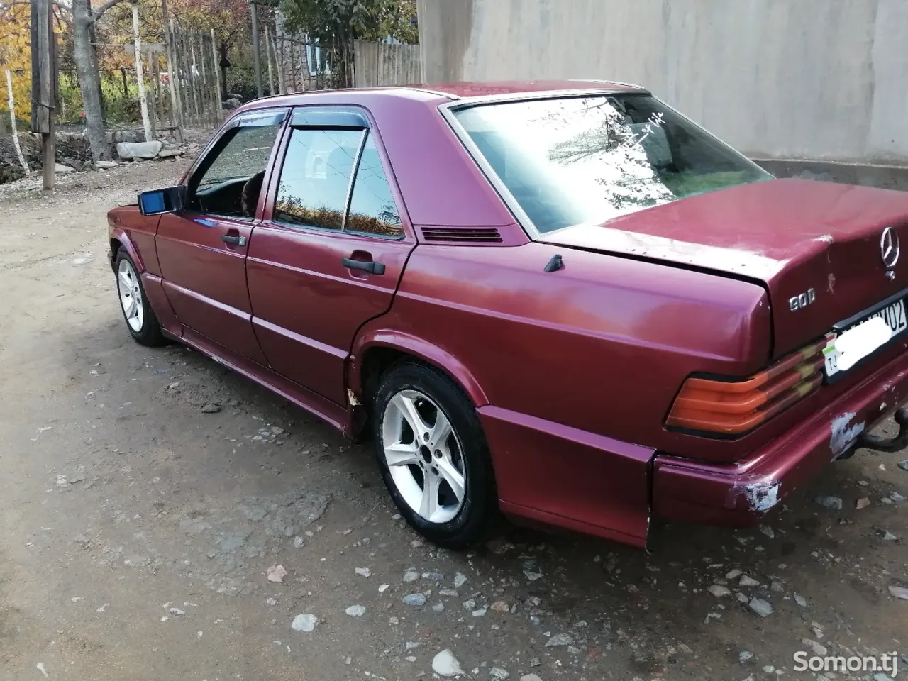 Mercedes-Benz W201 1992 · 2.2 MT