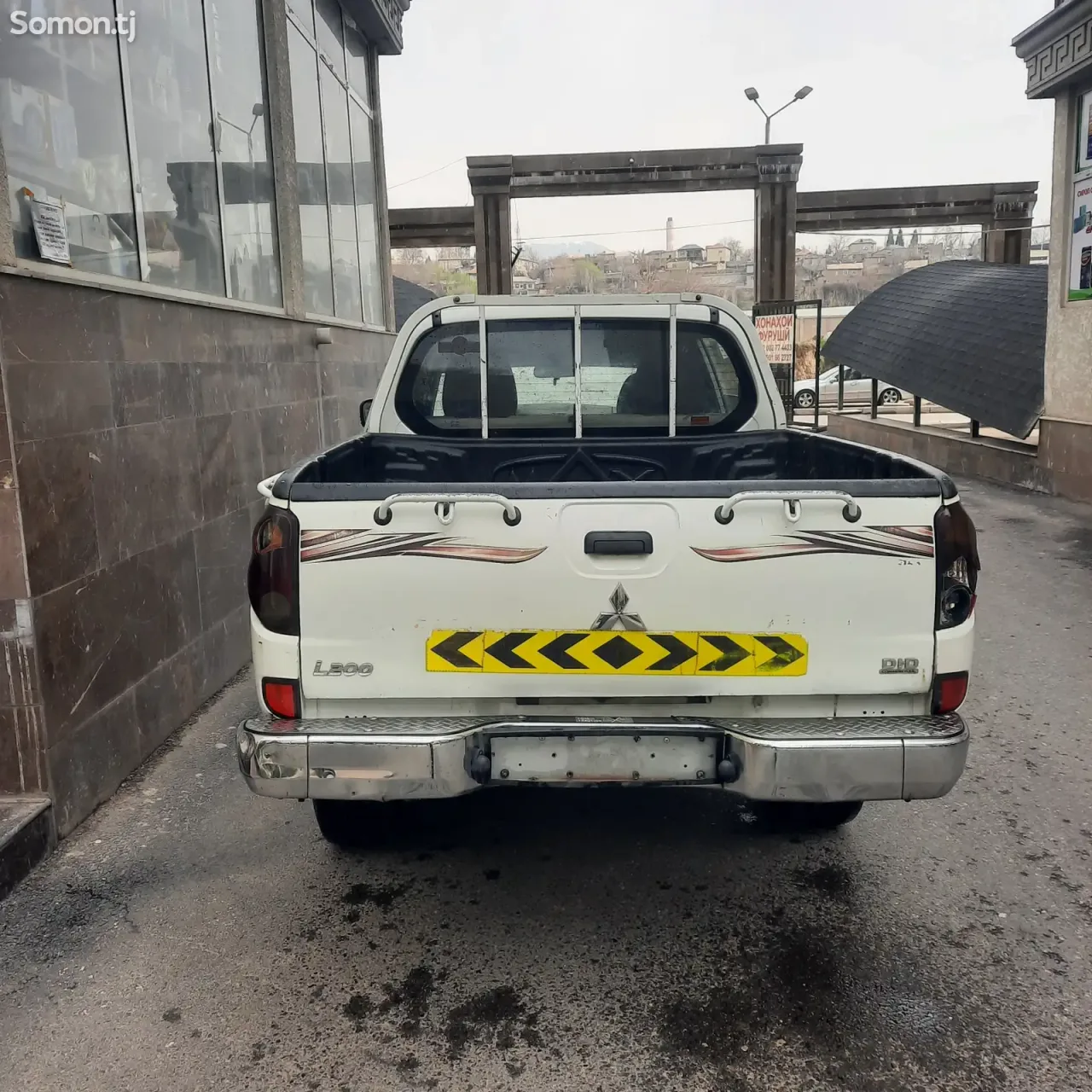 Mitsubishi L200 2009 · 2.4 MT