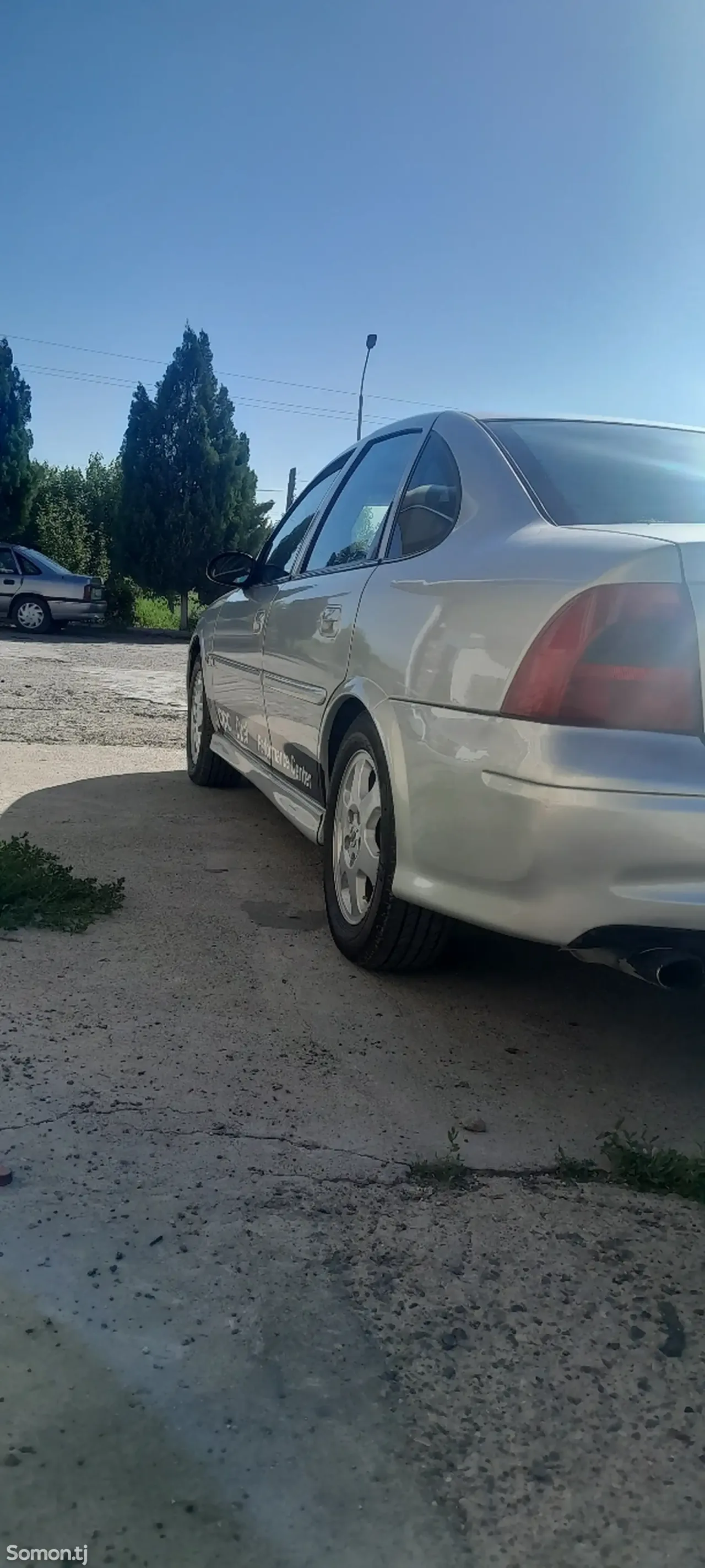 Opel Vectra B 2000 · 1.8 MT
