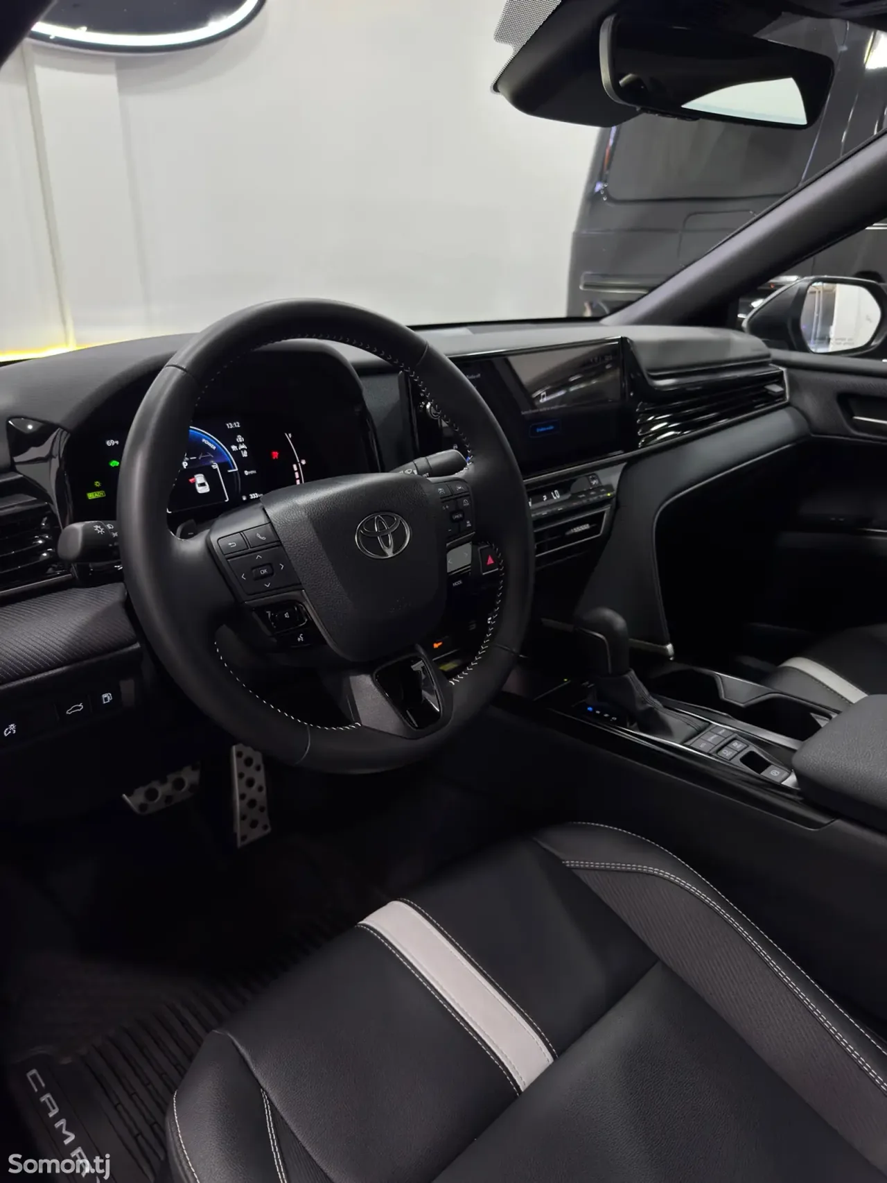 Toyota Camry 2025 · 2.5 AT