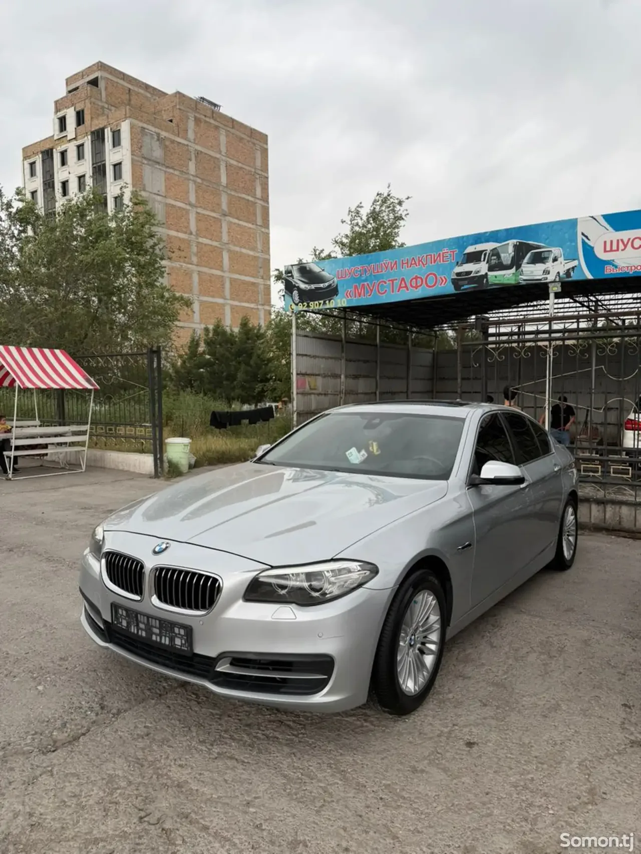 BMW 5 series 2014 · 2.0 AT