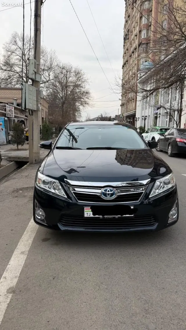 Toyota Camry 2015 · 2.5 AT