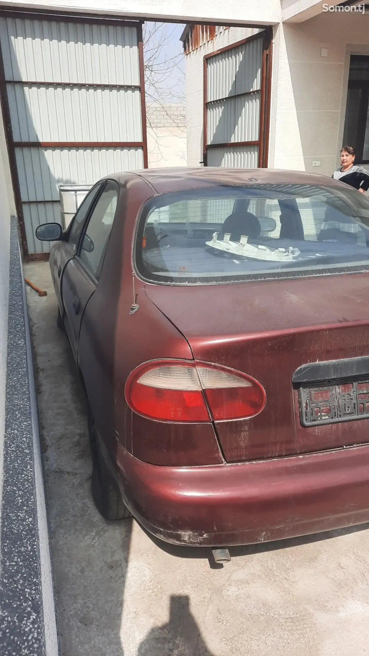 Daewoo Lanos 1996 · 1.6 MT