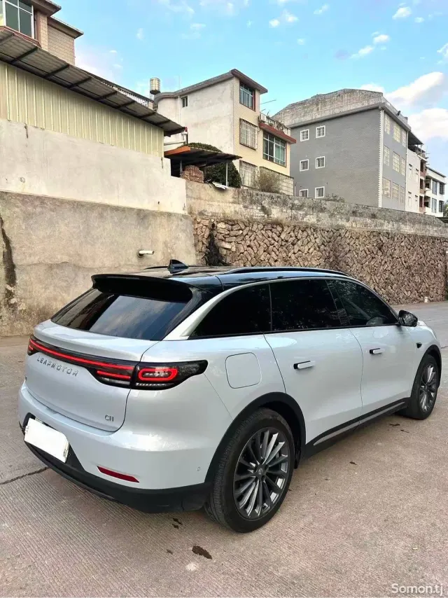 Leapmotor C11 2025 · AT