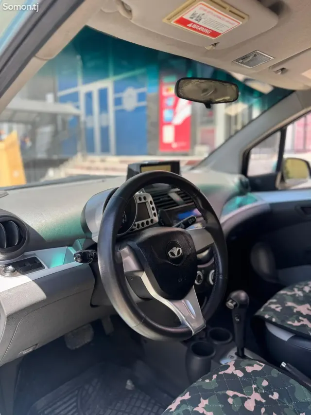 Chevrolet Spark 2011 · 1.3 AT