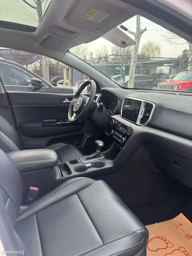 Kia Sportage 2016 · 1.6 AT