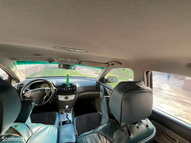 Hyundai Avante 2008 · 1.6 AT