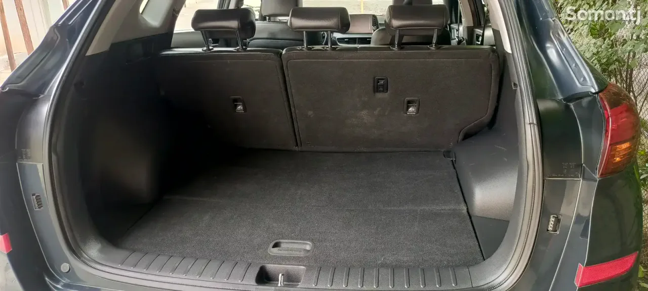 Hyundai Tucson 2019 · 1.6 AT
