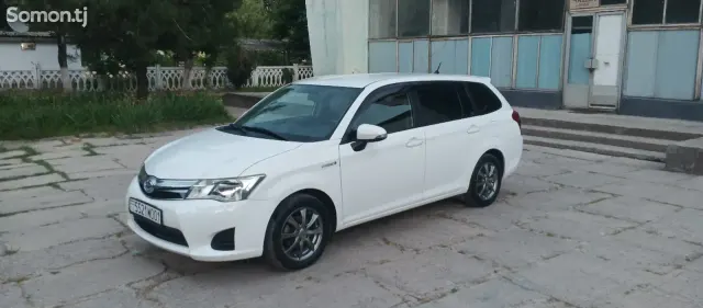 Toyota Fielder 2014 · 1.5 AT