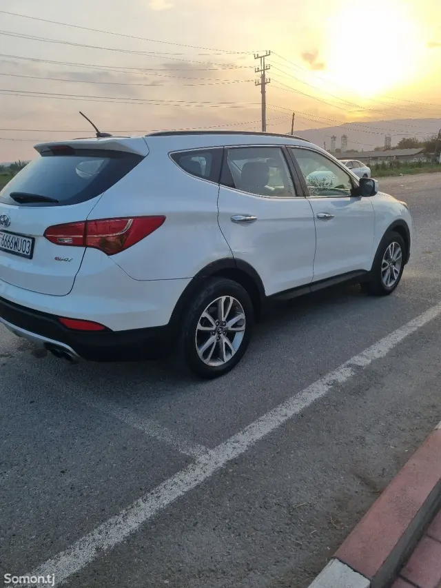 Hyundai Santa Fe 2014 · 2.0 AT