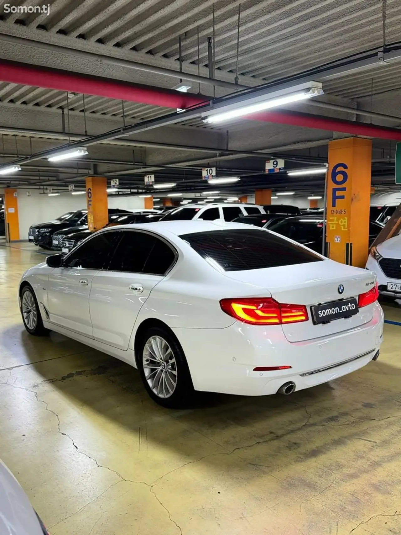 BMW 5 series 2017 · 2.0 AT