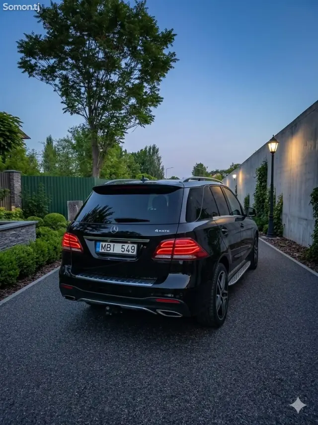 Mercedes-Benz GLE class 2016 · 3.5 AT